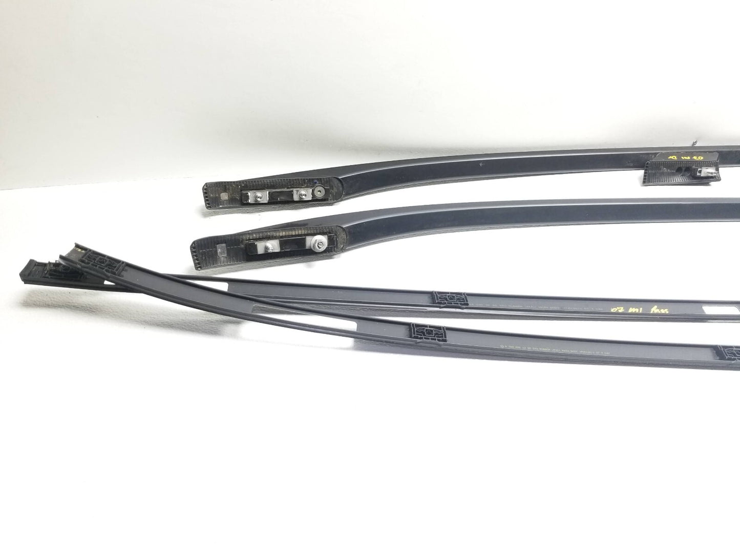 2007 Mercedes Ml500 W164 Roof Rack Rail & Molding Left & Right OEM