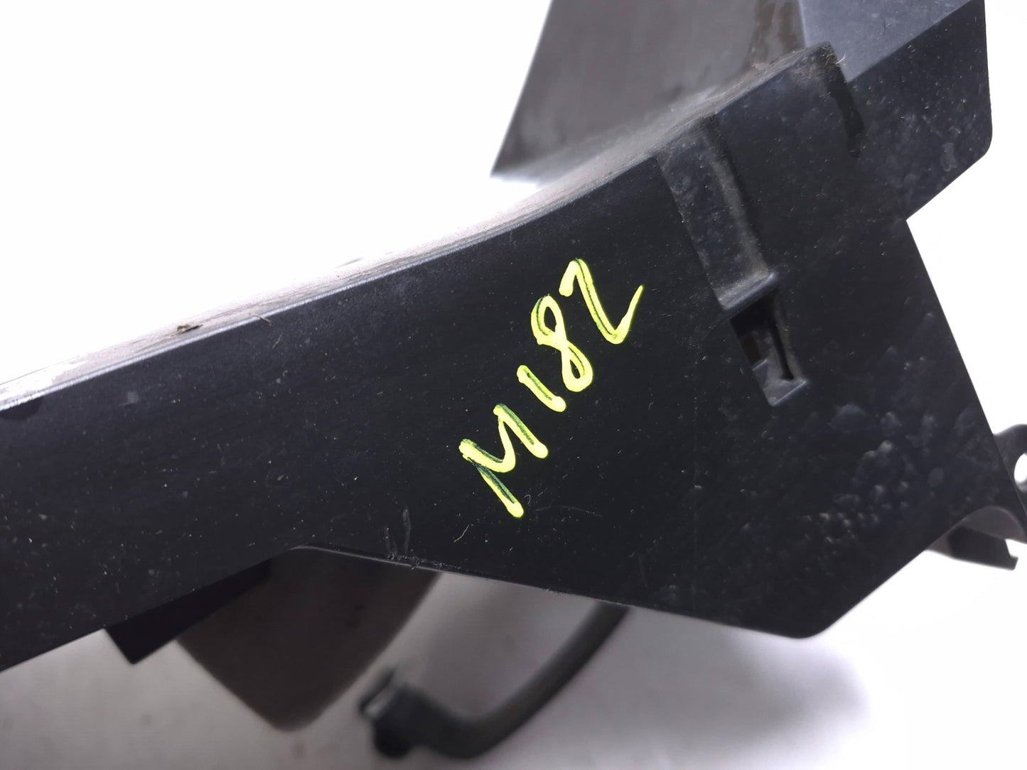 2016 Yamaha Yzf R3 Rear Undertail Mudguard Fender OEM