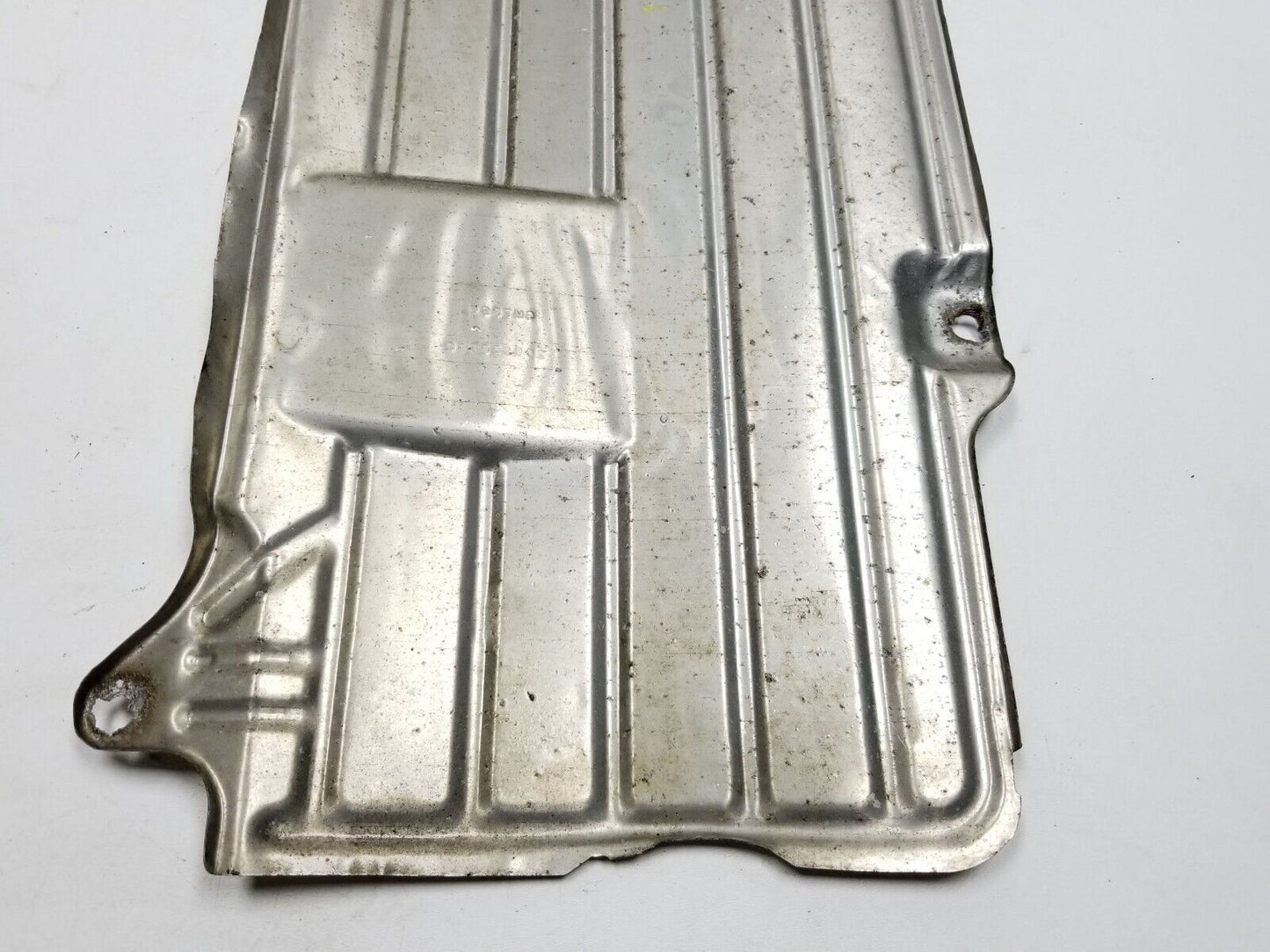 13 14 15 16 GMC Acadia Underbody Heat Guard Shield Pair OEM