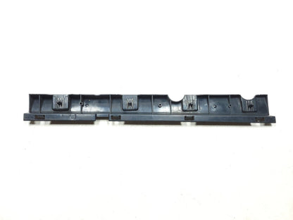 08 - 11 BMW 335xi 335i 328i 328xi E90 Lci Sedan Left Skirt Retainer Bracket OEM