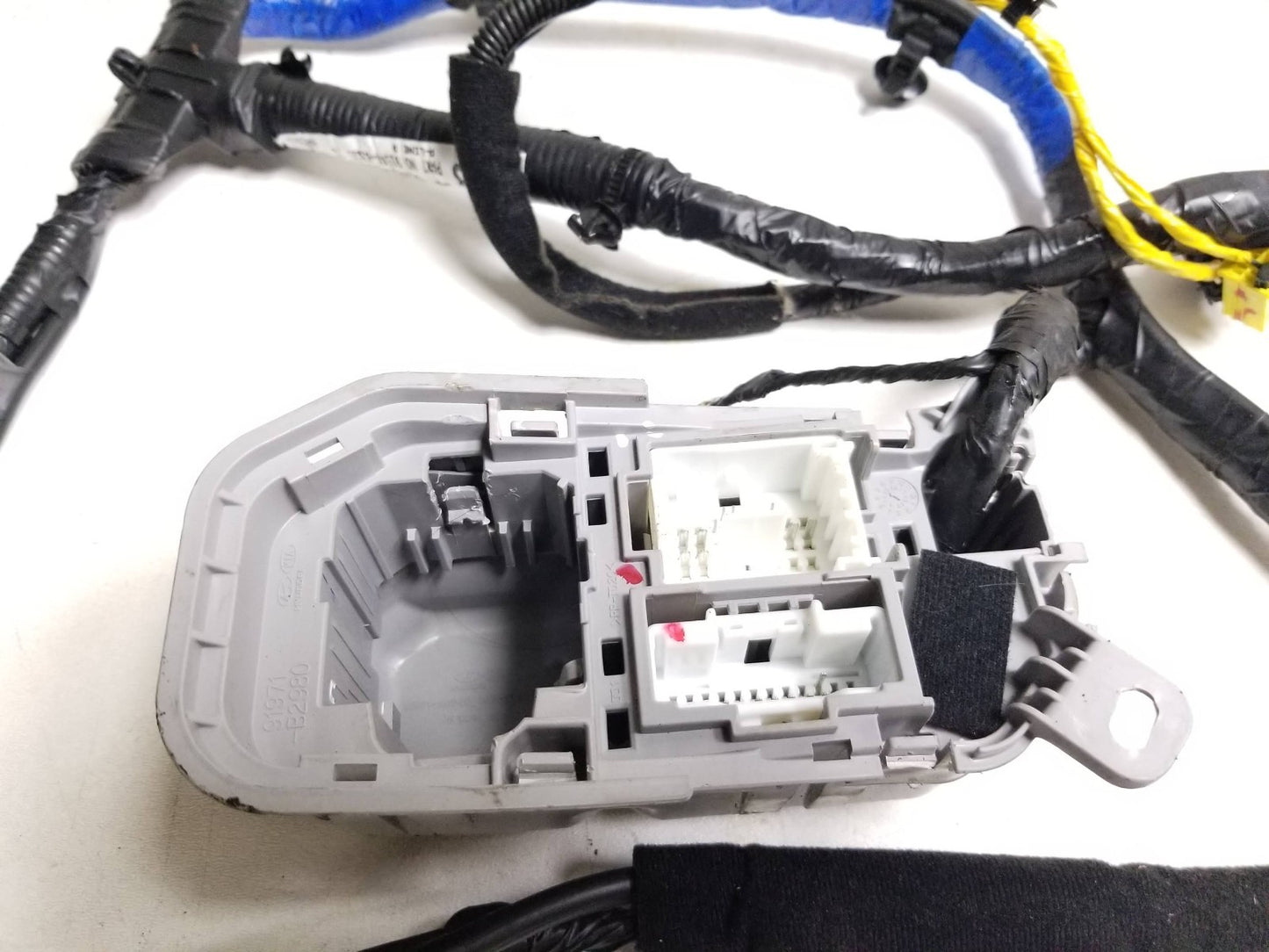 2014 - 2016 Kia Soul Interior Floor Wire Harness OEM