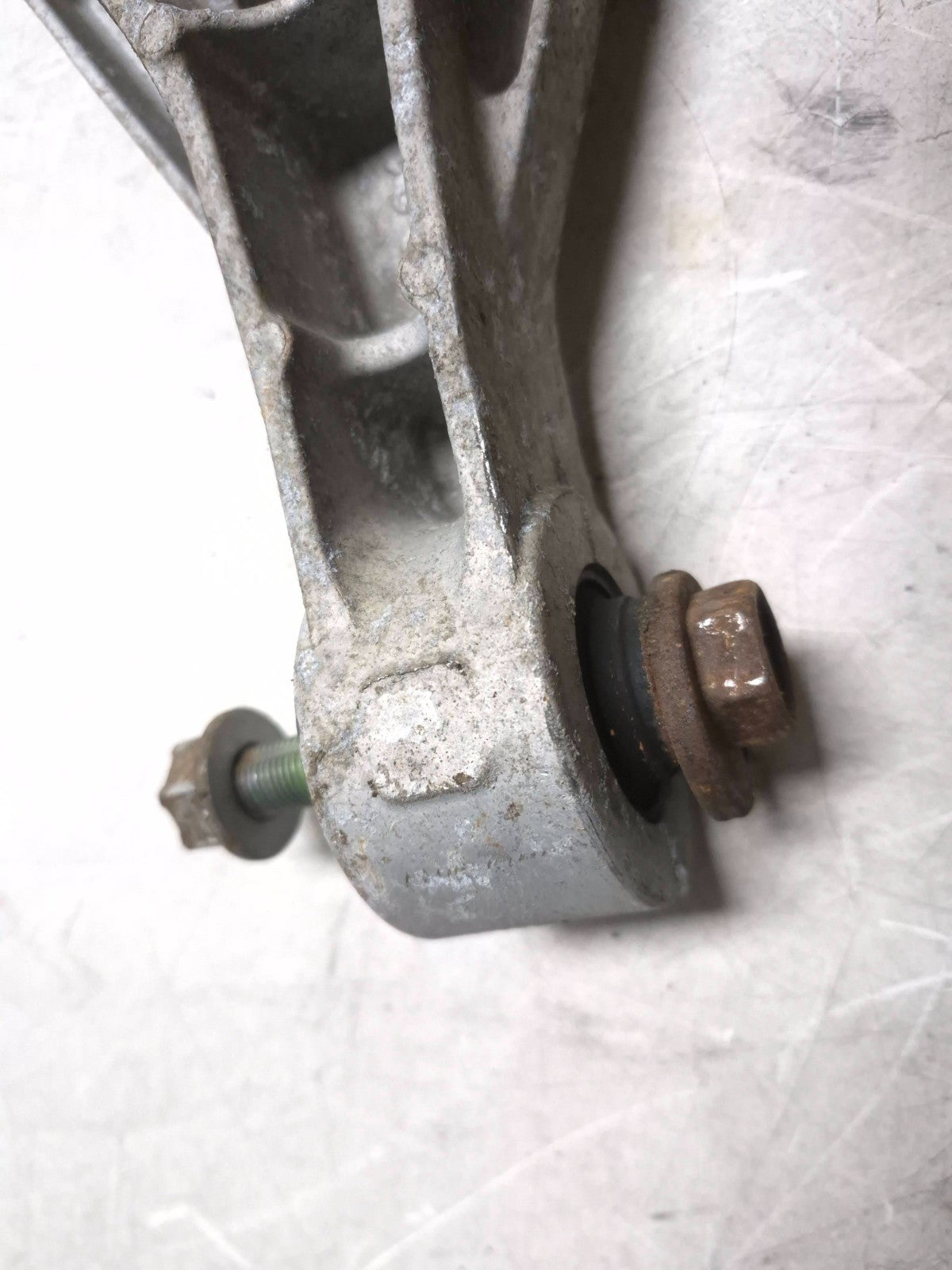 2010 Nissan Maxima Sv Rear Suspension Control Arm Kit W/ Link OEM