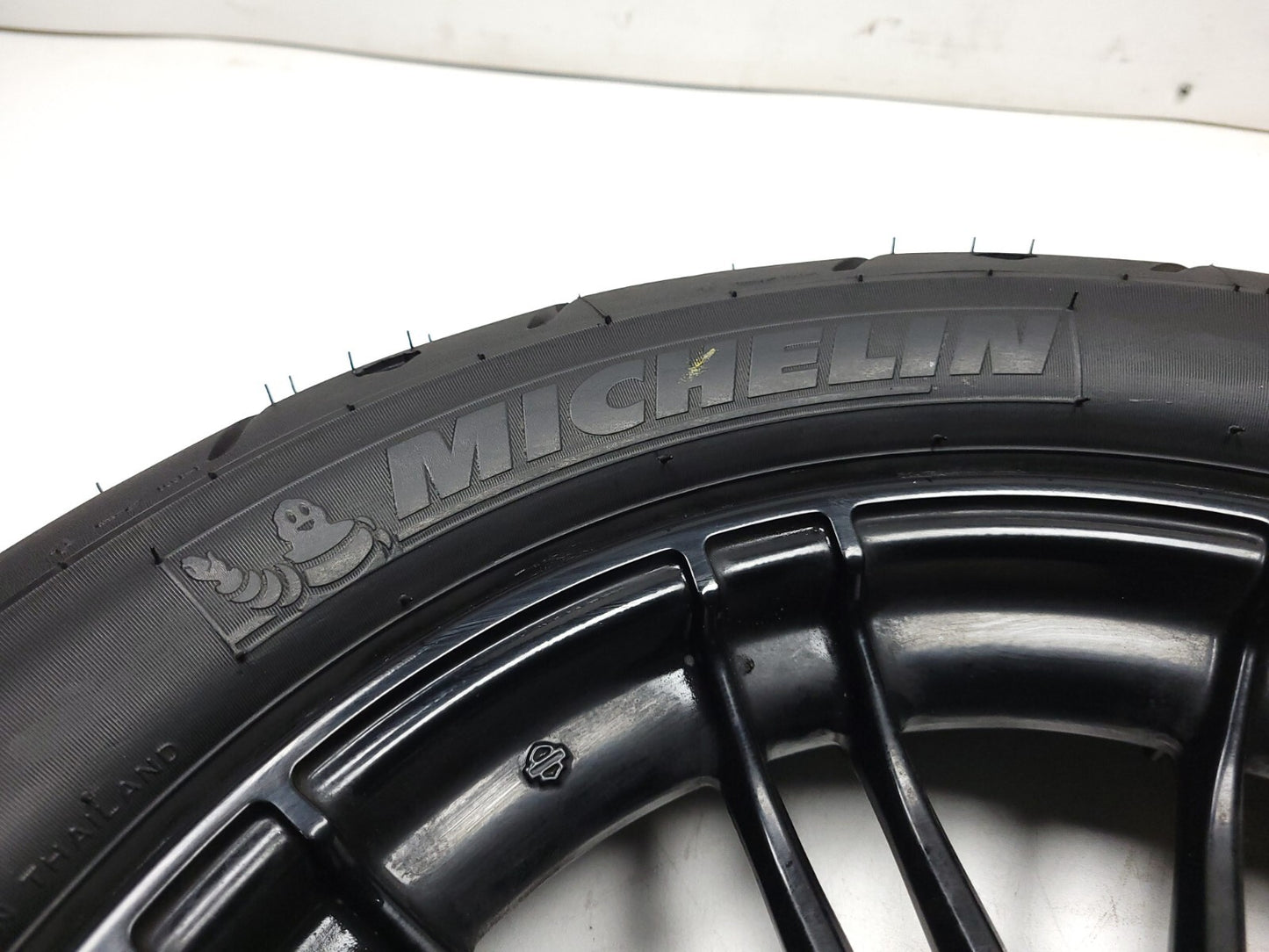 2014-2022 Harley-davidson Xl1200 Rear Back Wheel Rim 16x3 & Tire OEM *straight*