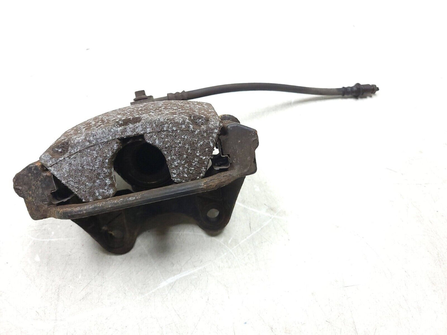 10-14 Chevrolet Suburban Rear Brake Caliper Left & Right Pair OEM