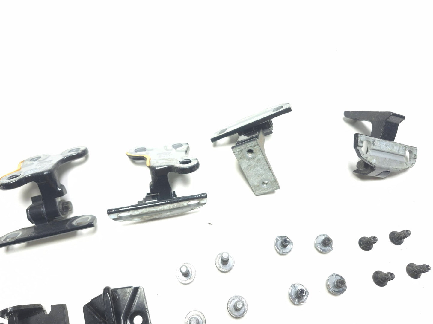 2013 Volvo S60 Driver Side Door Hinge & Striker 6pcs W/ Bolt 12pcs OEM