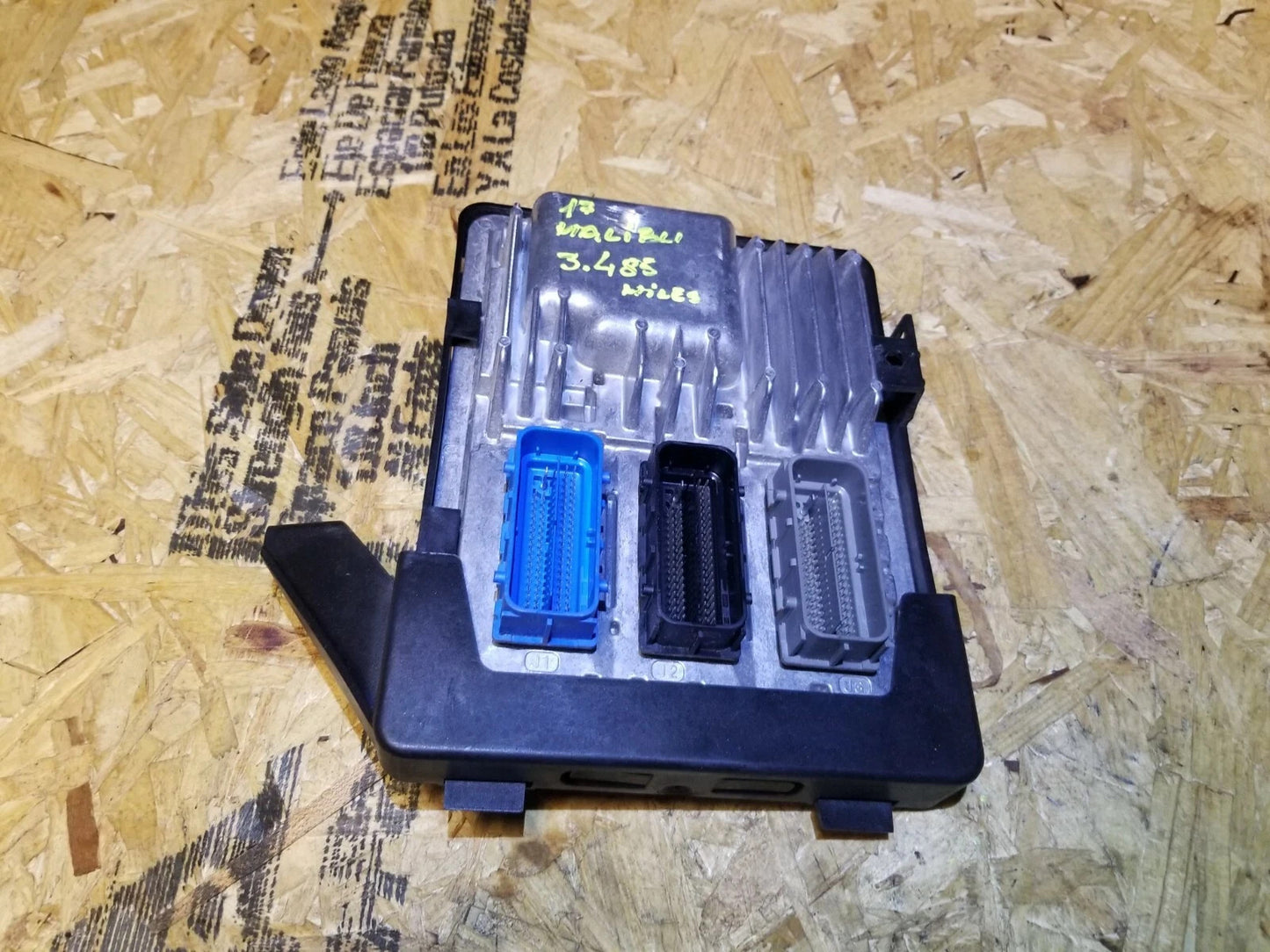 2017 Chevrolet Malibu Ecu Ecm Engine Control Module 1.5l OEM