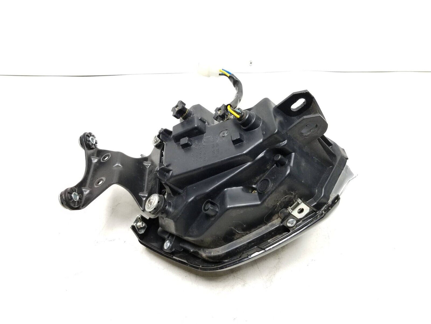 20 - 24 Benelli 302s Headlight Lamp OEM 1609 Miles