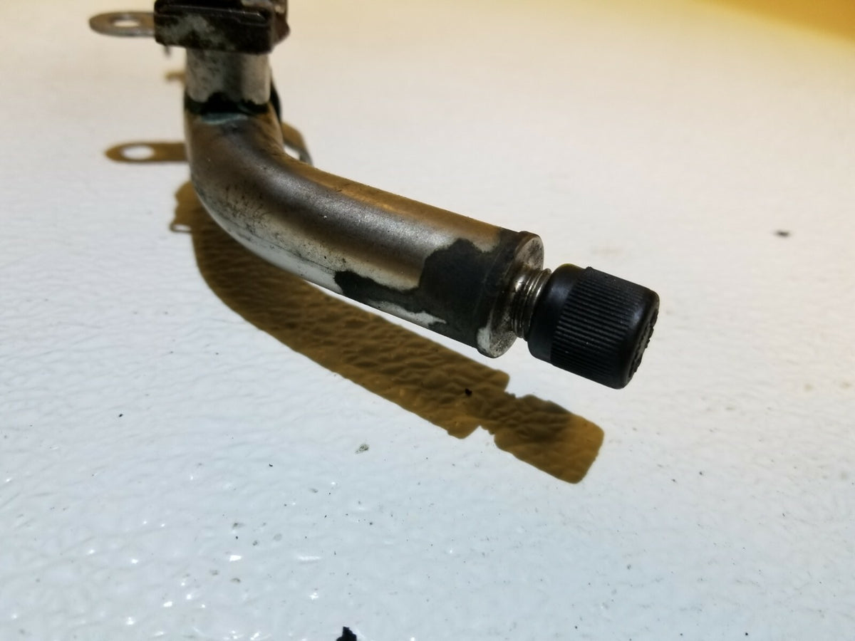 2004 Mercedes CL500 Fuel Rail OEM