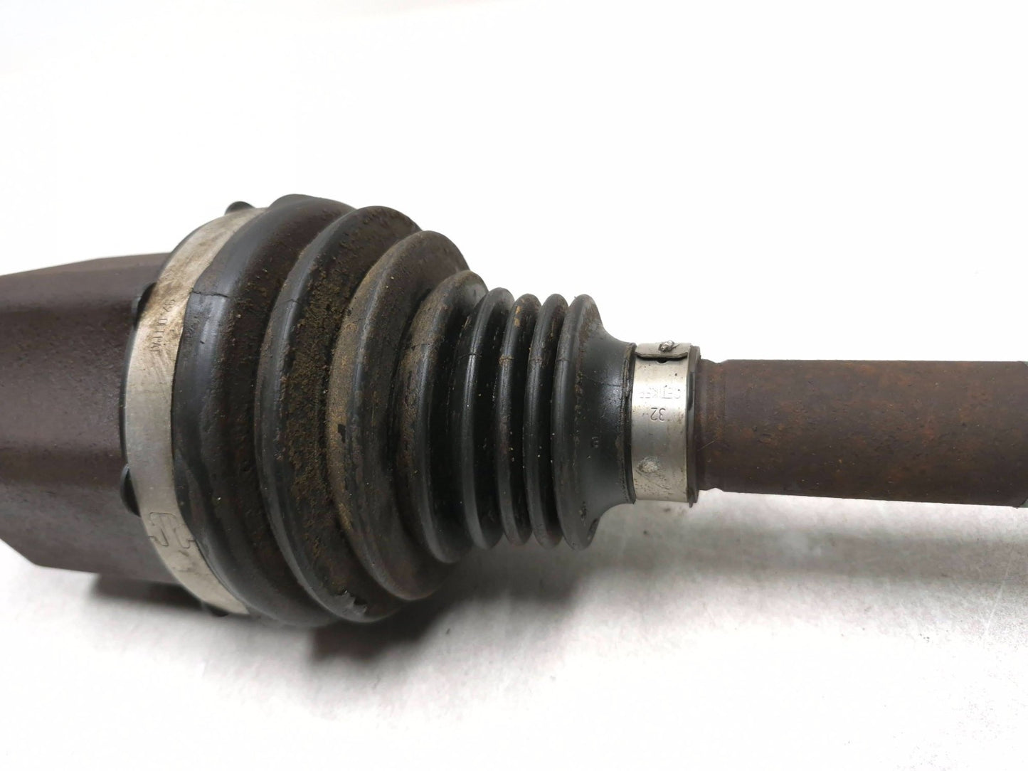 2013 Ford Transit Connect Front Axle Shaft Driver Side Left OEM