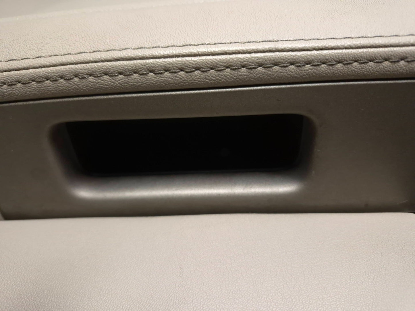 2008 Lincoln Navigator Rear Door Panel Trim Passenger Side Right OEM