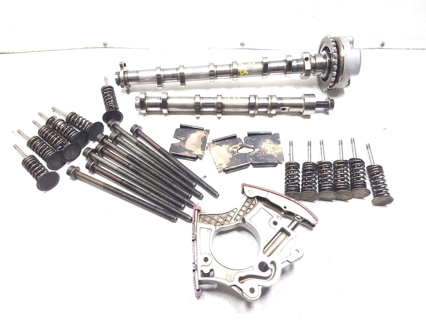 2013 Audi S4 3.0l Engine Camshaft & Valve & Chain Tensioner Left Driver Side OEM