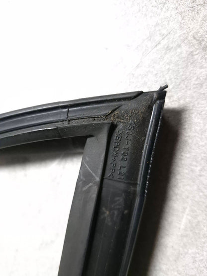 2010 Nissan Maxima Front Left Door Weatherstrip Seal OEM