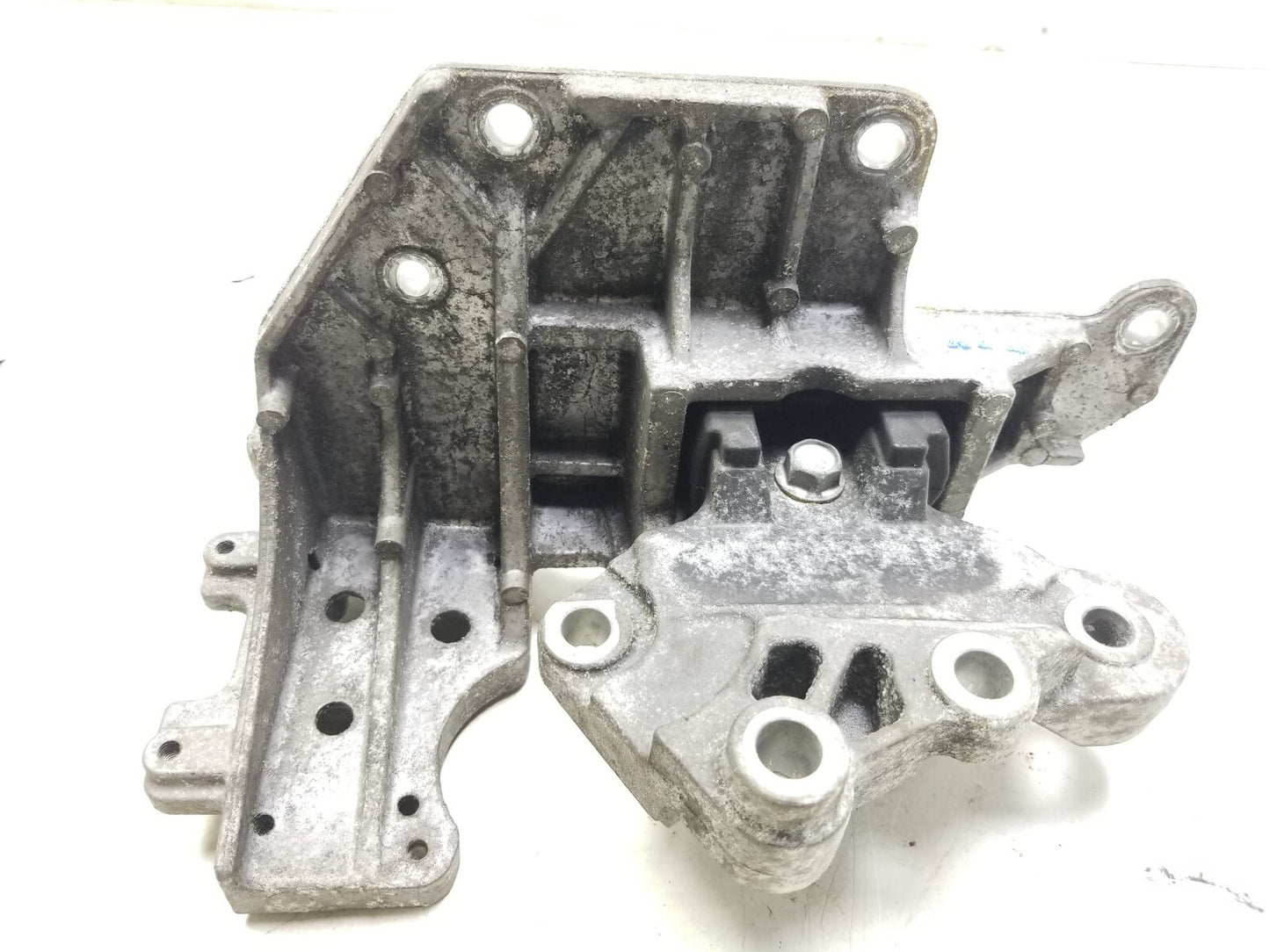 08-15 Nissan Rogue Engine Mount Bracket Left & Right Pair OEM ✅