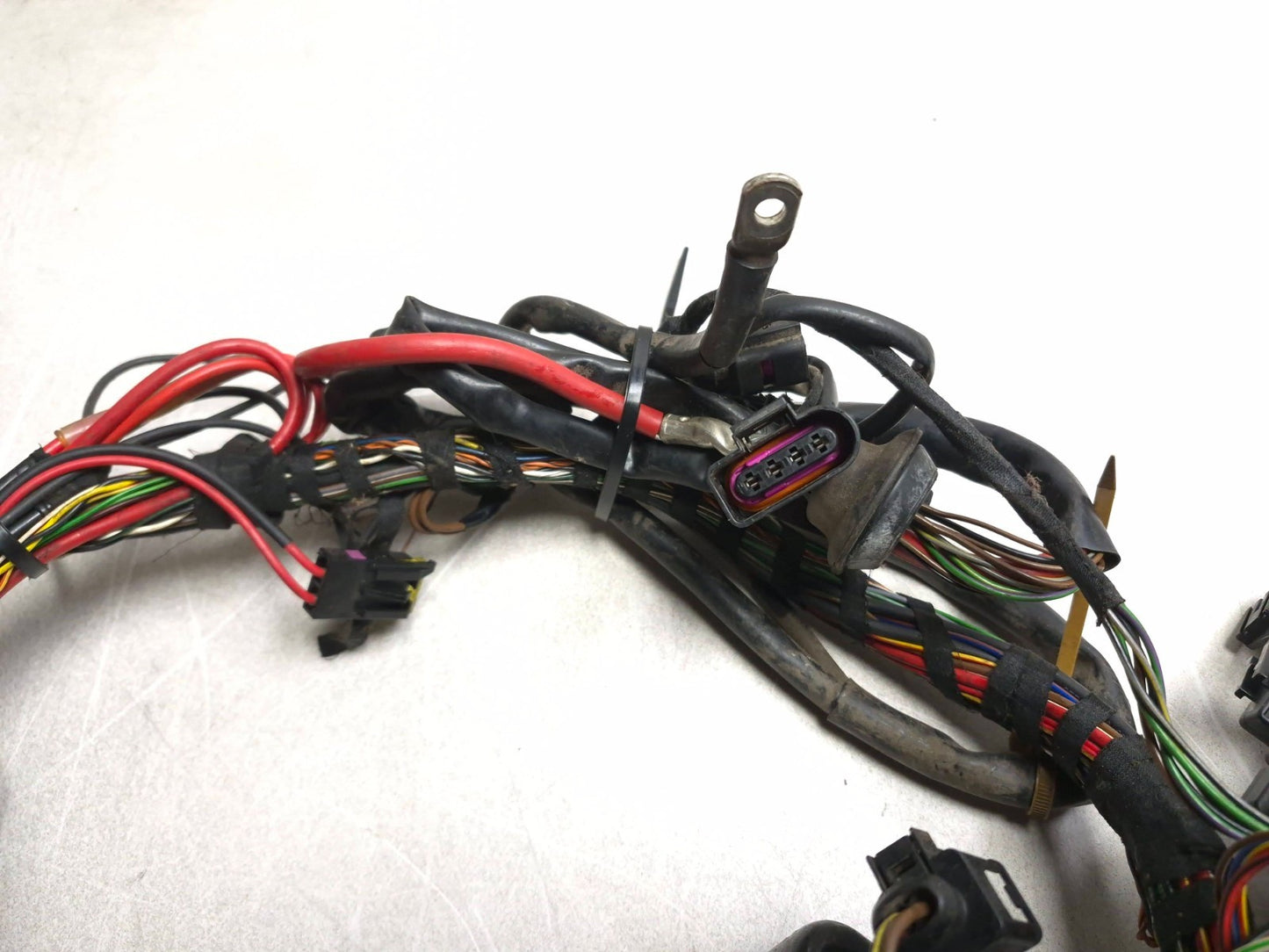 2004 Volkswagen Passat Engine & Interior Wire Wiring Harness OEM