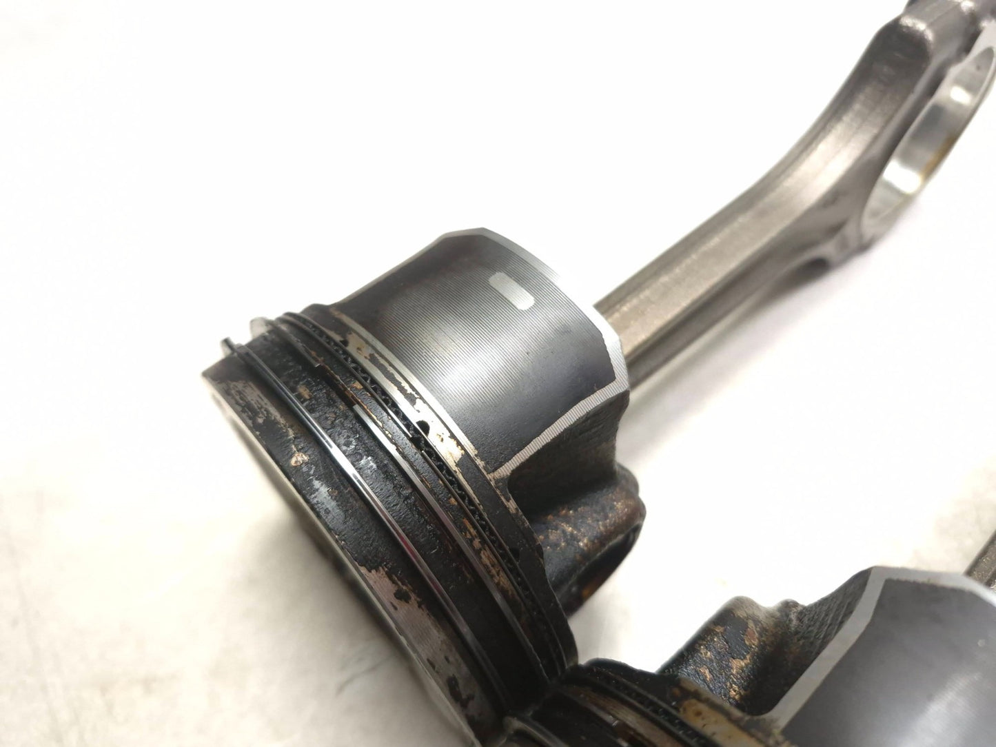 2021 Alfa Romeo Giulia Ti Sport Engine Piston & Connecting Rod 4 Pcs OEM