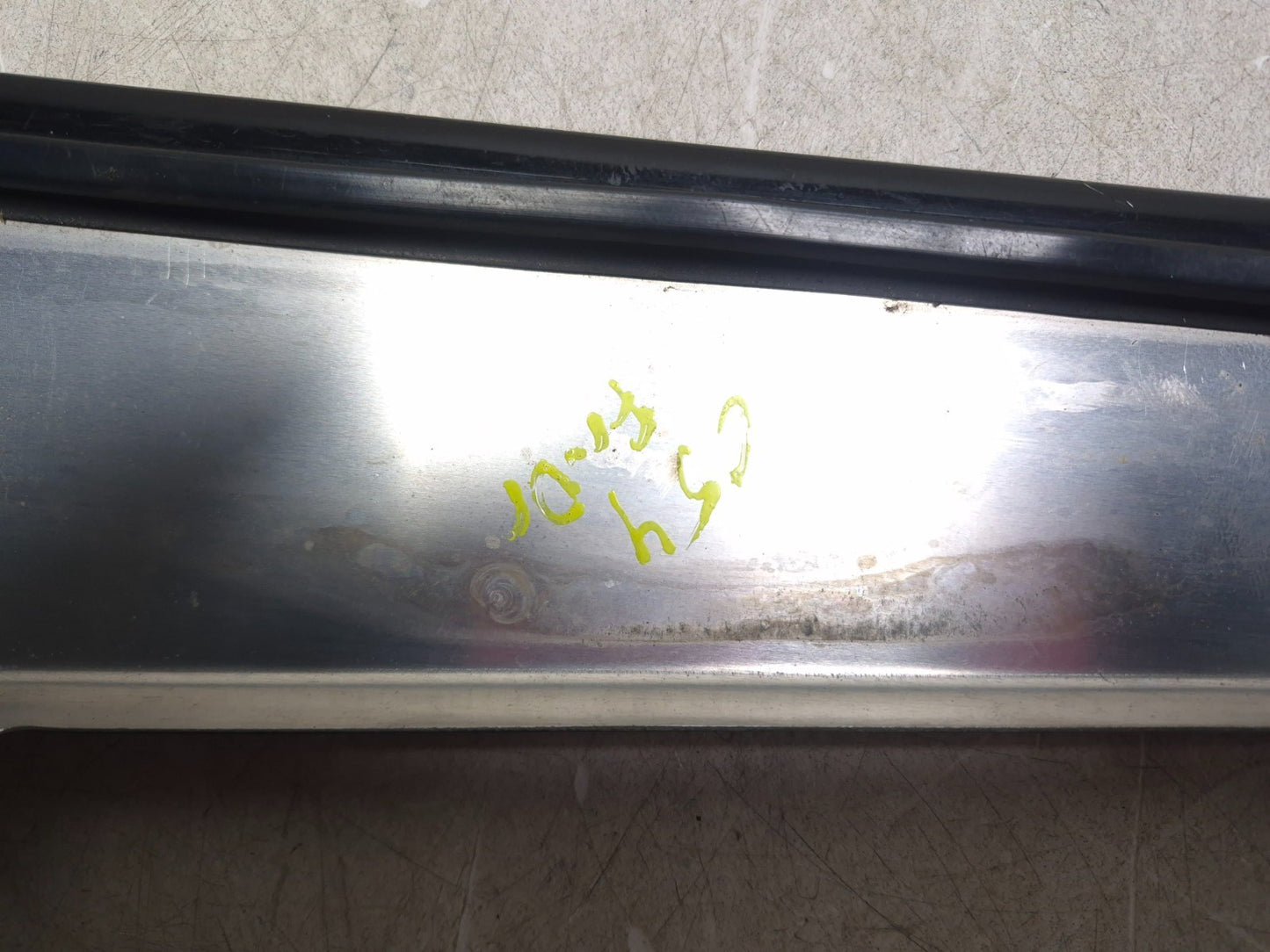 2008 Lincoln Navigator Front Door Pillar Molding Trim Driver Side Left  OEM
