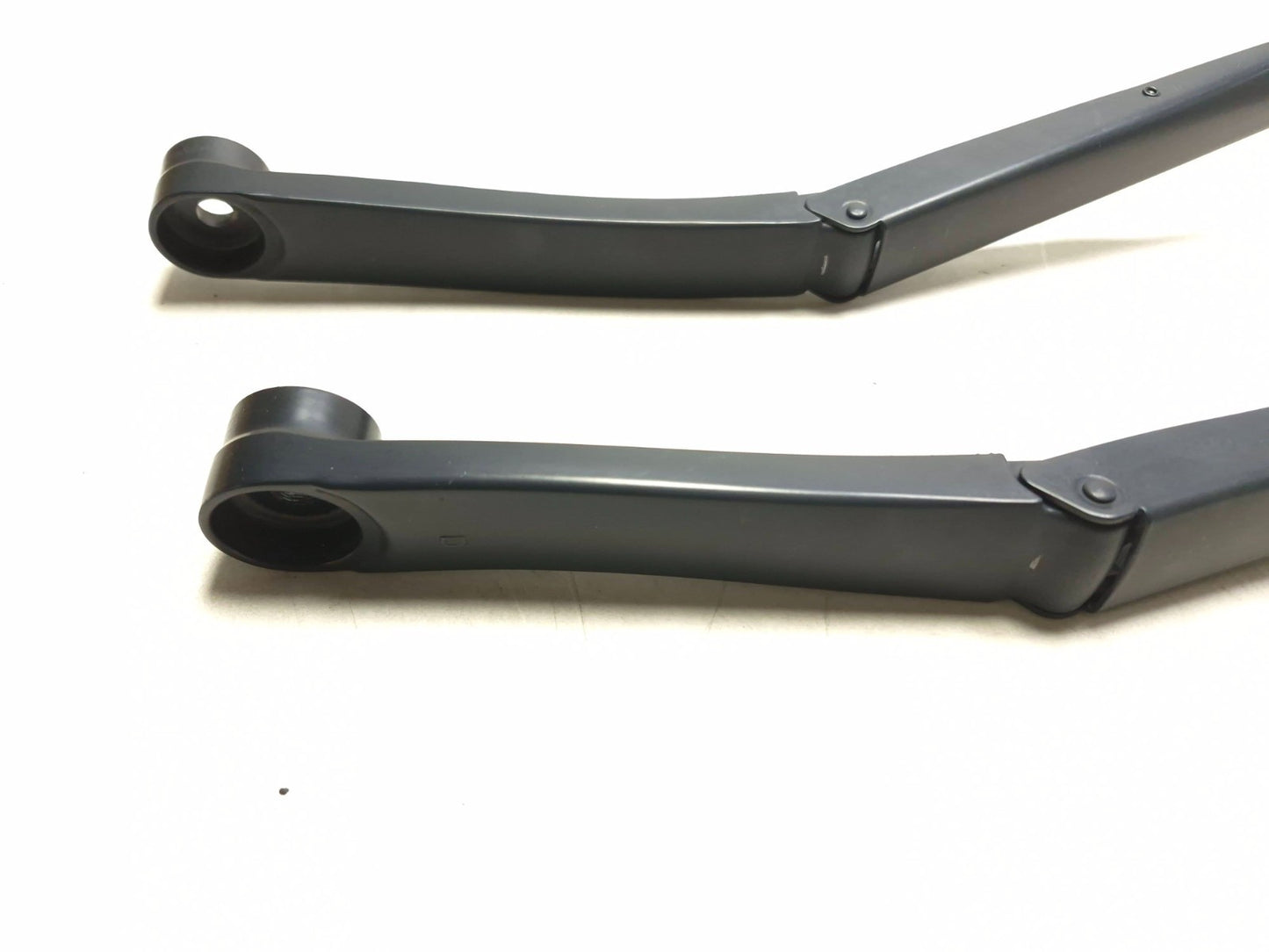2012 Hyundai Sonata Windshield Wiper Arm 2pcs OEM