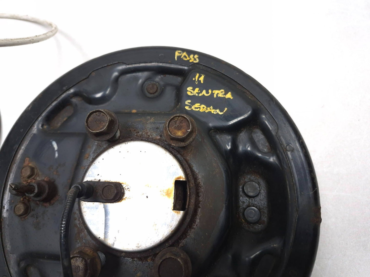 2011 Nissan Sentra Rear Spindle Knuckle Wheel Hub Passenger Side Right  OEM