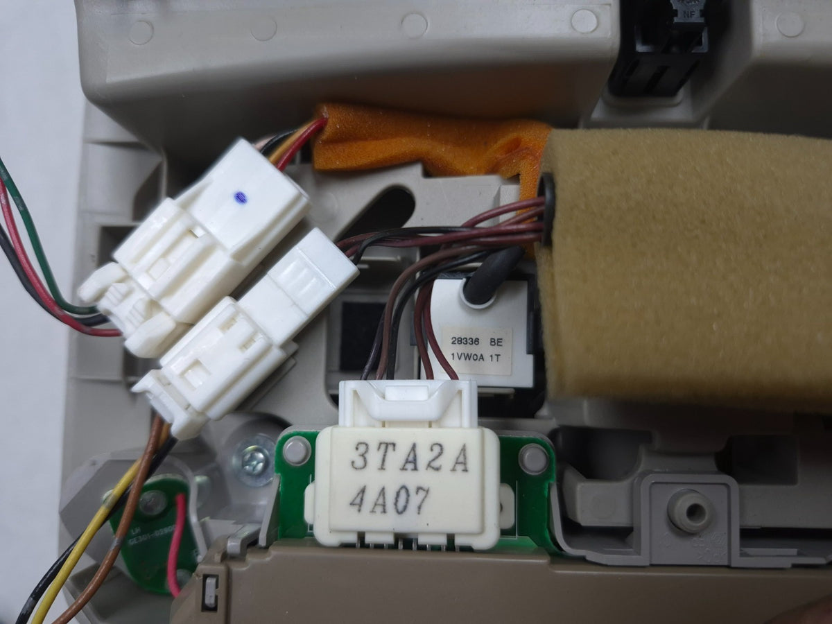 2015 Nissan Sentra Dome Light Overhead Console OEM