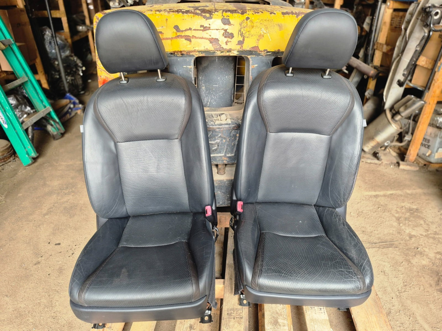 2010 Lexus Hs250h Front Seat Left & Right Pair OEM