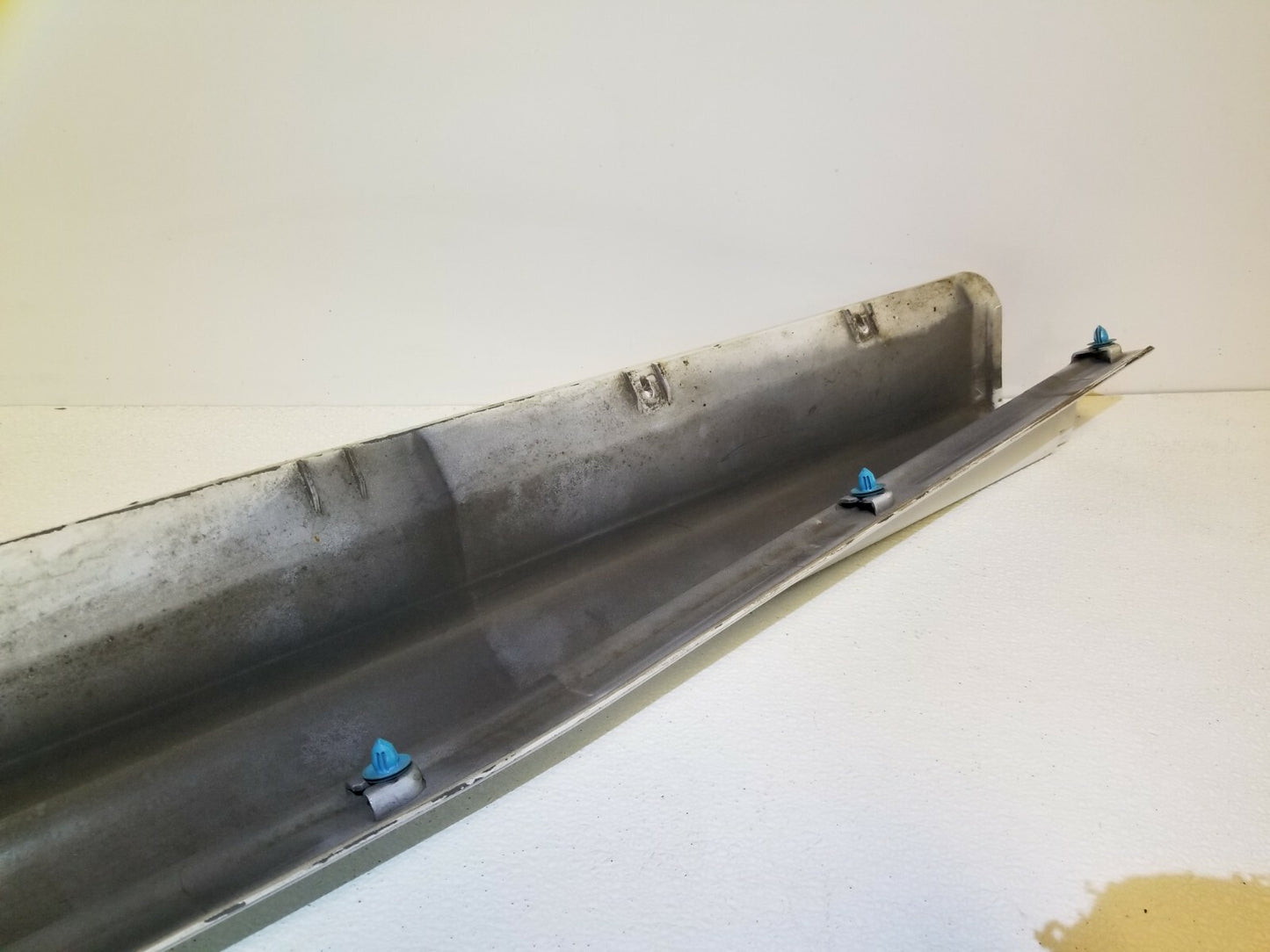 2012 Mitsubishi Eclipse Skirt Rocker Panel Molding Right Passenger Side OEM