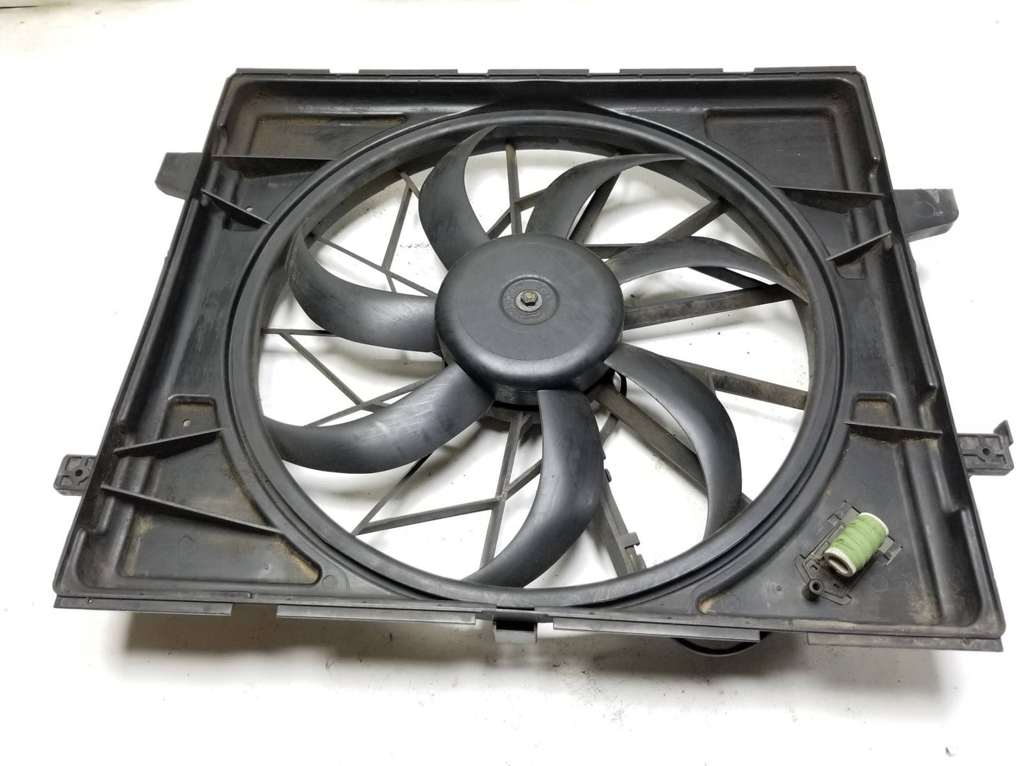 2011 - 2022 Jeep Grand Cherokee Radiator Cooling Fan OEM