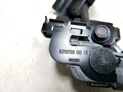 12 - 17 Hyundai Accent Seat Belt Buckle Latch Front Passenger Side Right OEM