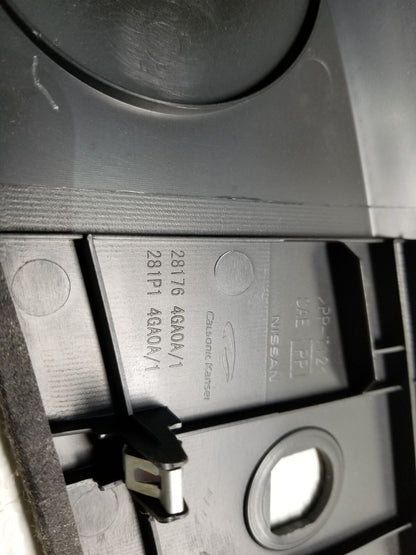 16 17 18 19 20 Infiniti Q50 Dash Upper Defroster Air Vent OEM