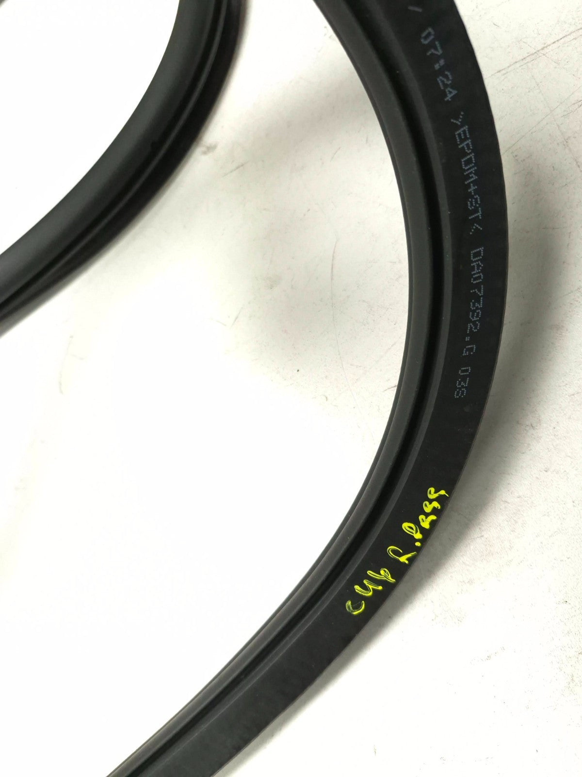 2015 Volkswagen Golf Door Weatherstrip Seal Front & Rear Passenger Side Rh OEM