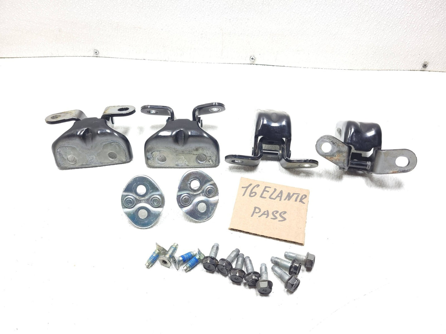 2016 Hyundai Elantra Door Hinge Front & Rear Right Passenger Side Set OEM