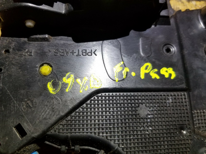 2009 Scion Xb Front Door Lock Latch Actuator Passenger Side Right OEM