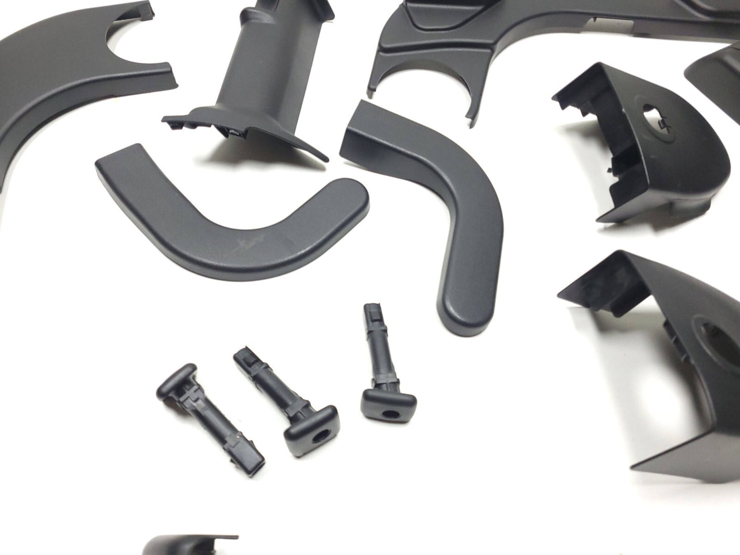 08 15 Mazda Cx-9 Seat Side Trim W/ Guide Sleeve 2 Row Passenger Side Right OEM