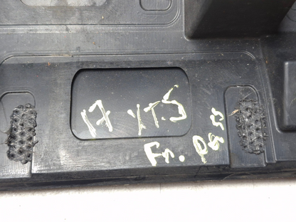 2017 Cadillac Xt5 Front Right Lower Door Trim Molding OEM