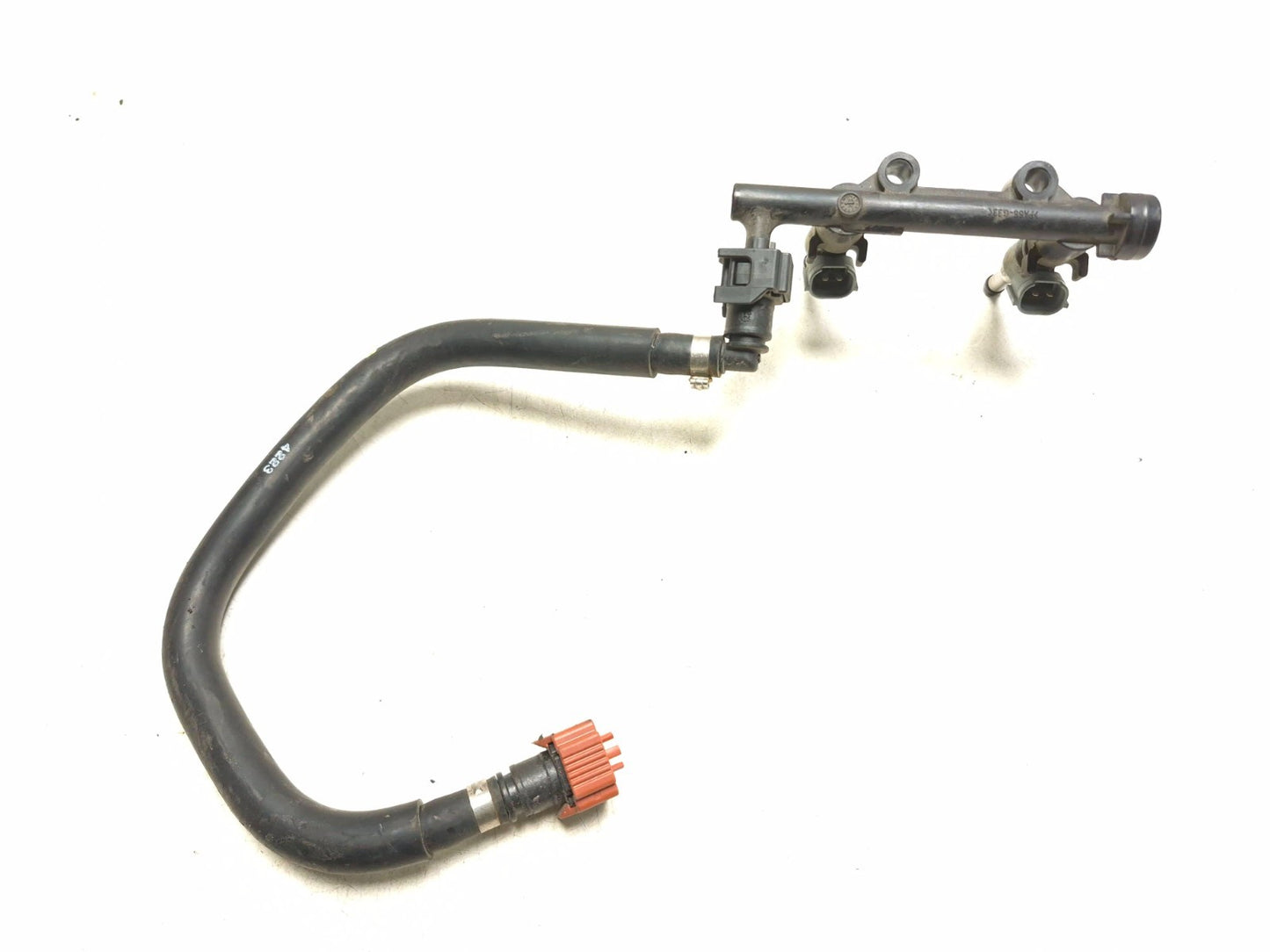 2024 Yamaha R3 Yzfr3 Fuel Rail W/ Injector OEM