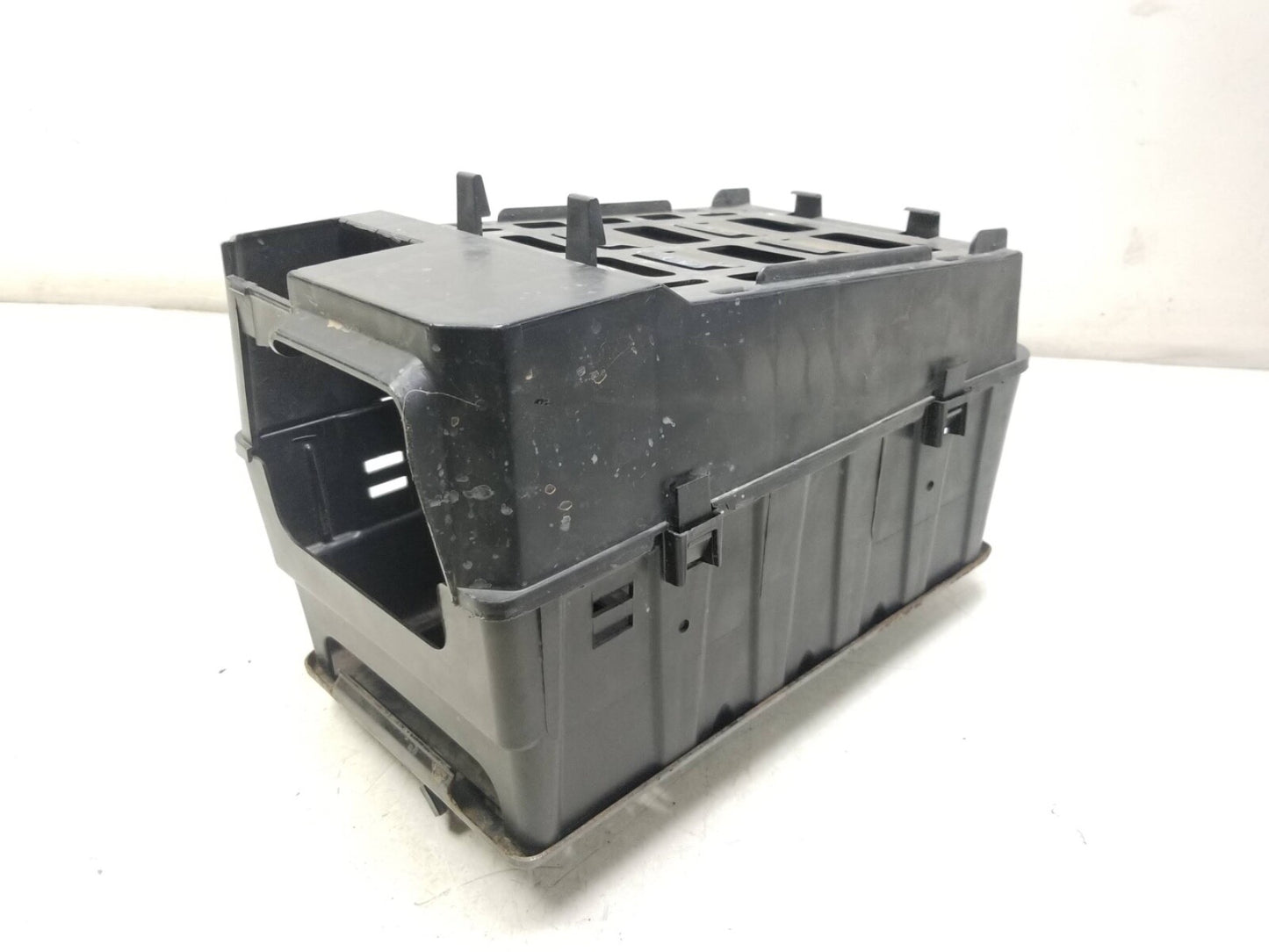 2010 - 2016 Cadillac SRX Battery Tray Bracket Assembly OEM