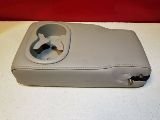 05 06 07 Dodge Magnum Rt Rear Seat Armrest Arm Rest OEM