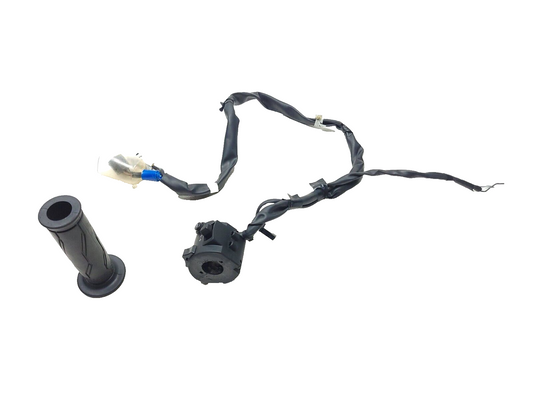 2020 - 2024  Yamaha Mt-03 Left Handlebar Headlight Turn Horn Switch &  Grip OEM