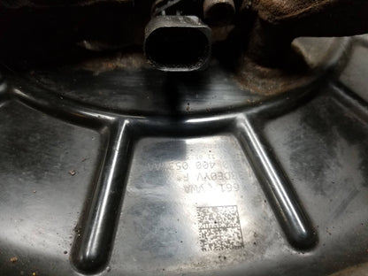 2011 Volkswagen Tiguan Front Spindle Knuckle Wheel Hub Driver Side Left OEM