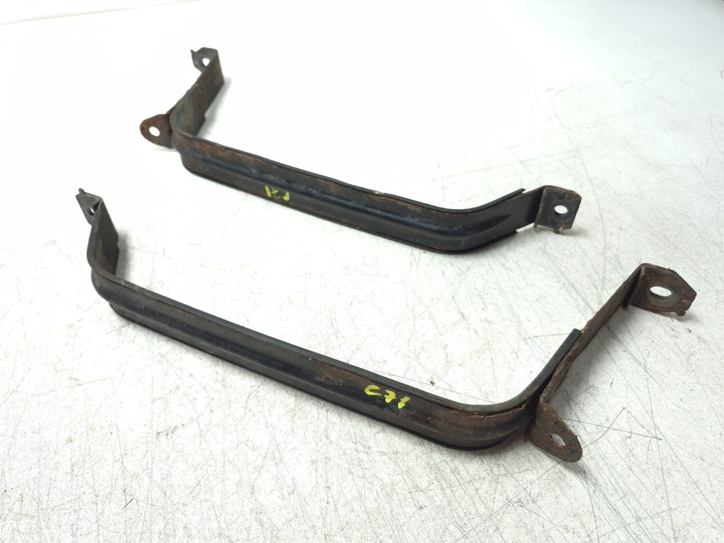 2012 Honda Cr-z Fuel Gas Tank Mount Strap 2pcs OEM