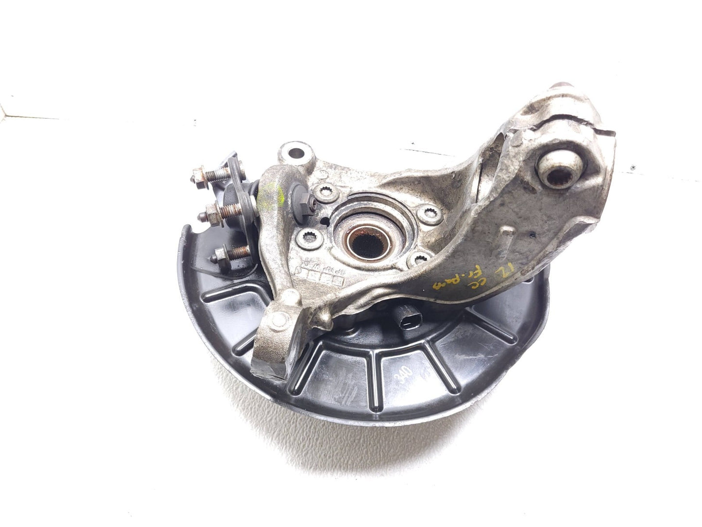 09 10 11 12 Volkswagen Cc Front Spindle Knuckle Right Passenger Side OEM