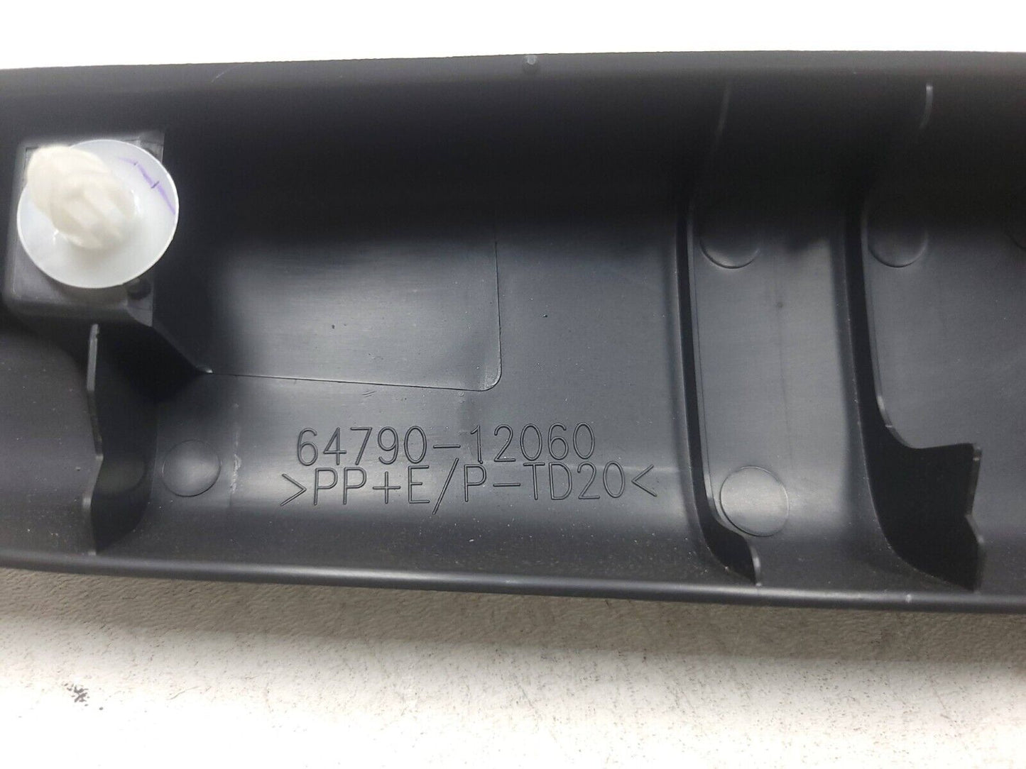 08 - 15 Scion Xb Third Brake Light Lamp Stop High Mount Cover Trim OEM