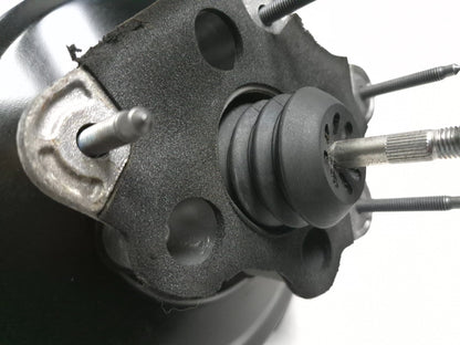 2011 Nissan Juke Power Brake Booster W/ Master Cylinder OEM