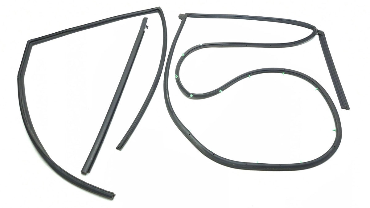 2007 Honda Fit Rear Door Weatherstrip Seal Passenger Side Right 3pcs OEM