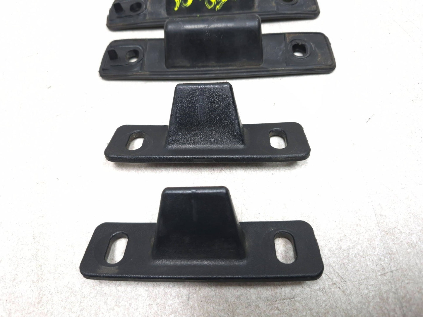 2013 Dodge Grand Caravan Sliding Door Stabilizer 04673923aa Driver Side Oem✅