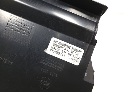 2007 - 2013 BMW X5 E70 Rear Seat Center Trim & Headrest Guide Sleeve OEM