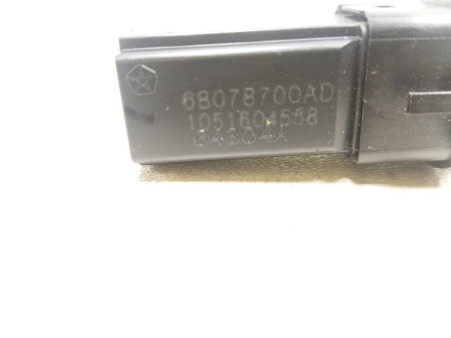 16 - 22 Dodge Durango Brake Light Pedal Sensor 68078700ad OEM