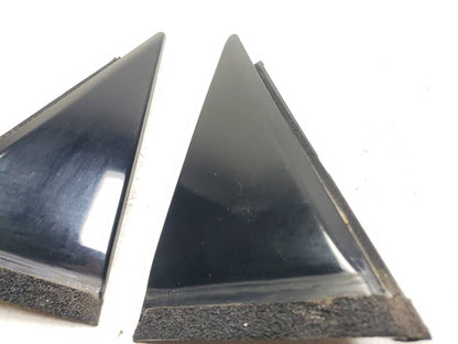 06 - 09 Infiniti M35 Rear Door Exterior Corner Trim Pair OEM