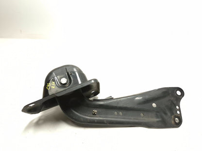 2015 Volkswagen Golf Rear Control Arm Driver Side Left 4pcs OEM