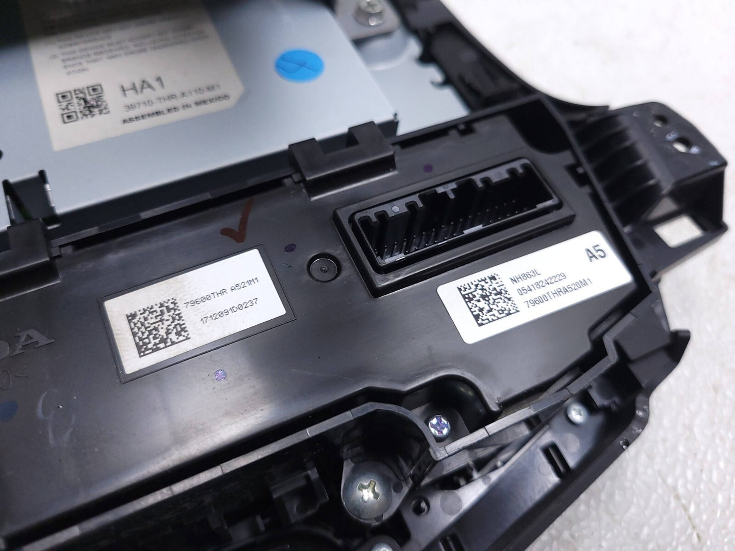 18-22 Honda Odyssey Radio Dash Center Display Screen & Receiver & Climate OEM