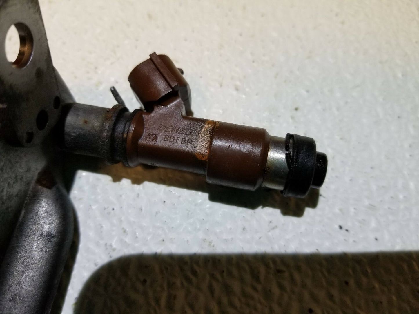 2011 Subaru Legacy Fuel Rail W/ Injectors OEM 2.5l